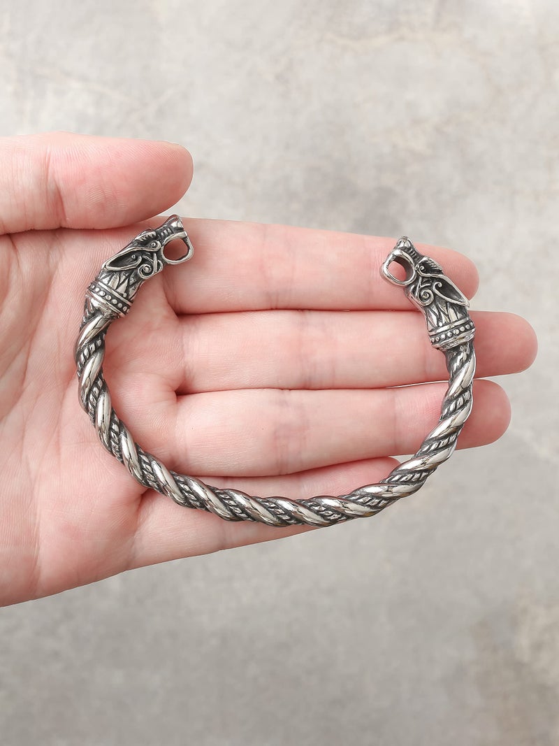 HAQUIL Silver Plated Stainless Steel Viking Arm Ring Geki and Freki Wolf Head Cuff Bracelet for Men, Viking Jewelry Gift (AD) - Image 3